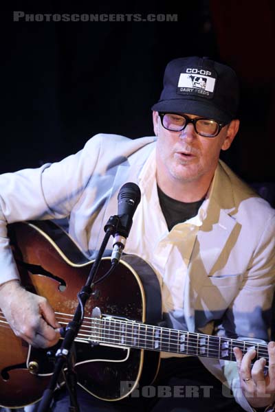 LAMBCHOP - 2012-11-07 - PARIS - La Cigale - 